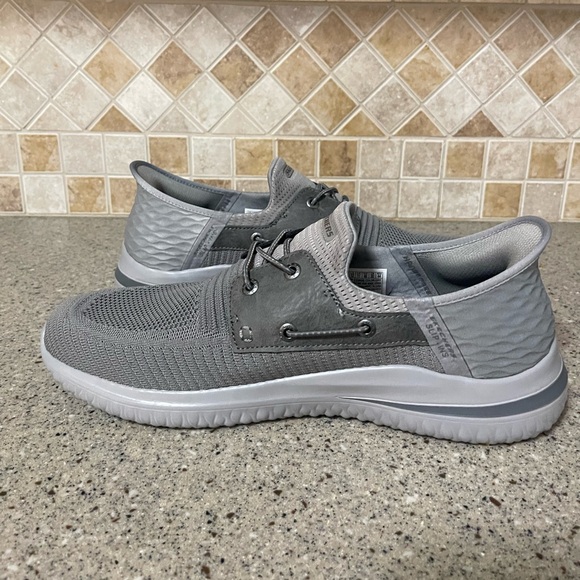 Skechers Men’s Delson 3.0 Gray Hands Free Slip on Sneakers Size 12 - Picture 5 of 11
